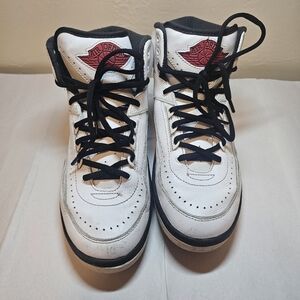 AIR JORDAN 2 Retro White/Black‎ Kid’s Sneakers Heavily Used Size 6.5Y